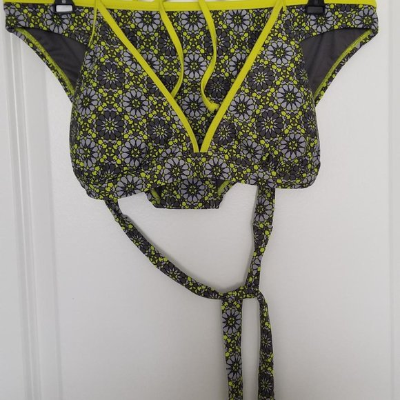 CONVERSE Women's Bikini Bathing Suit - Picture 2 of 5